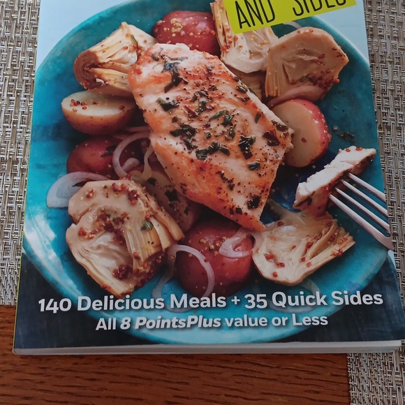 Weight Watchers Easy Mains and Sides. - Picture 6 of 6